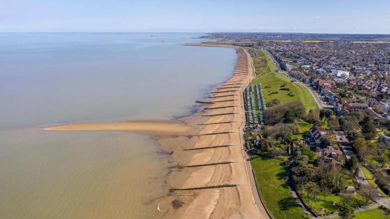 Luxury Caravan At Seaview Holiday Park In Kent Ref 47034Pb 惠茨特布尔 外观 照片