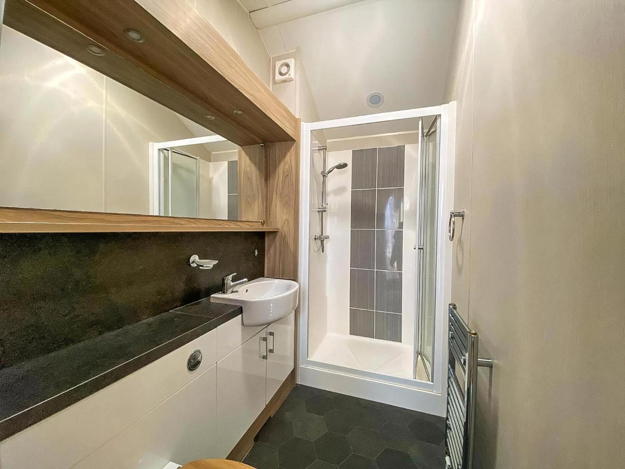 Luxury Caravan At Seaview Holiday Park In Kent Ref 47034Pb 惠茨特布尔 外观 照片