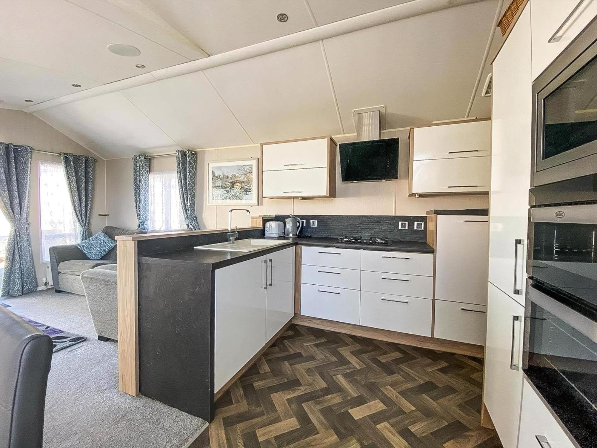 Luxury Caravan At Seaview Holiday Park In Kent Ref 47034Pb 惠茨特布尔 外观 照片