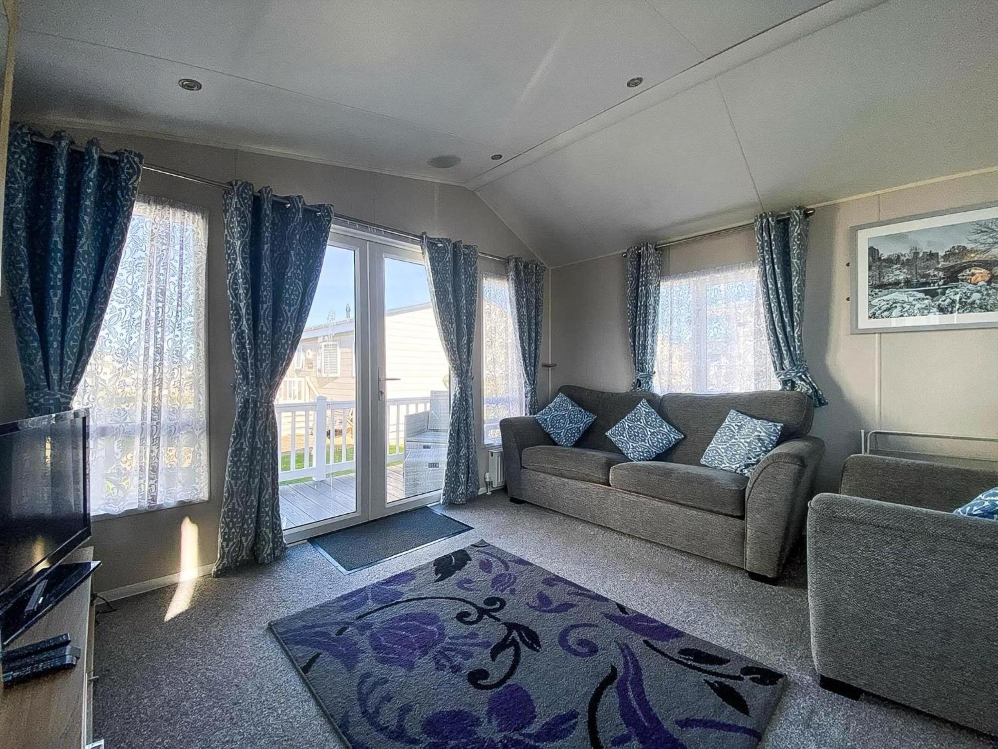 Luxury Caravan At Seaview Holiday Park In Kent Ref 47034Pb 惠茨特布尔 外观 照片